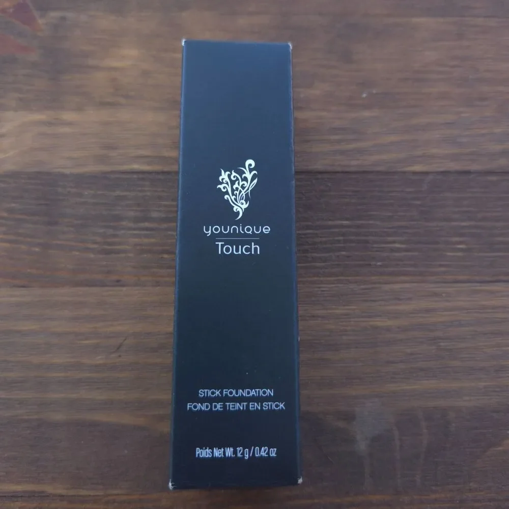 Younique Touch Stick Foundation Lace New In Box Full Coverage Makeup 0.42 oz